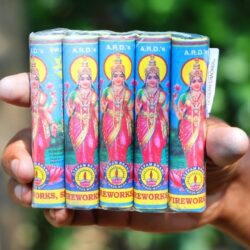 4" Laskhmi — One sound crackers by Sadhana Crackers