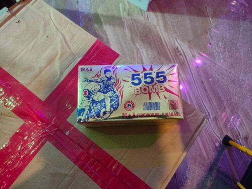 555 bomb — Splash bomb by Sadhana Crackers